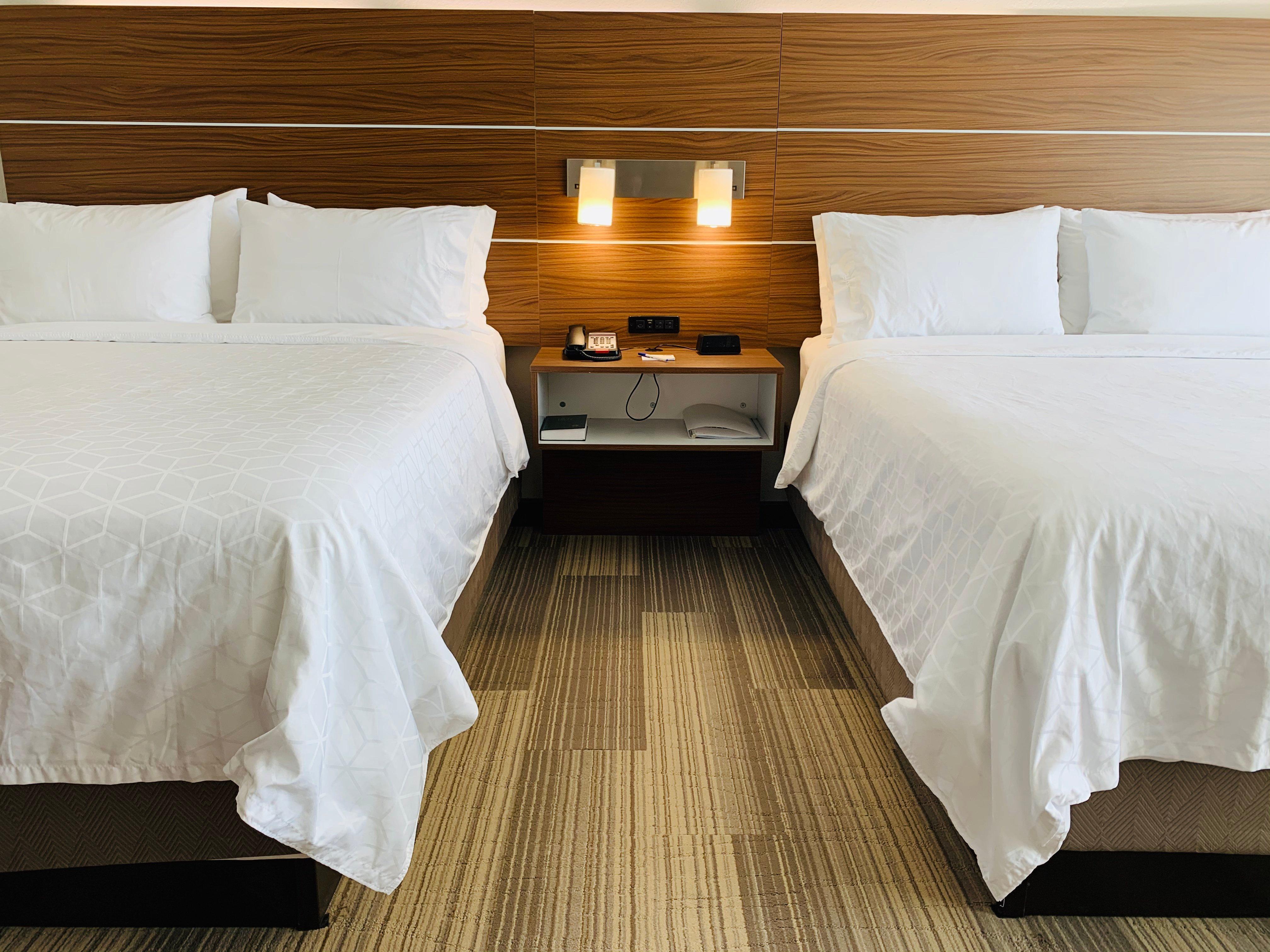 Holiday Inn Express & Suites Moore By Ihg Екстериор снимка