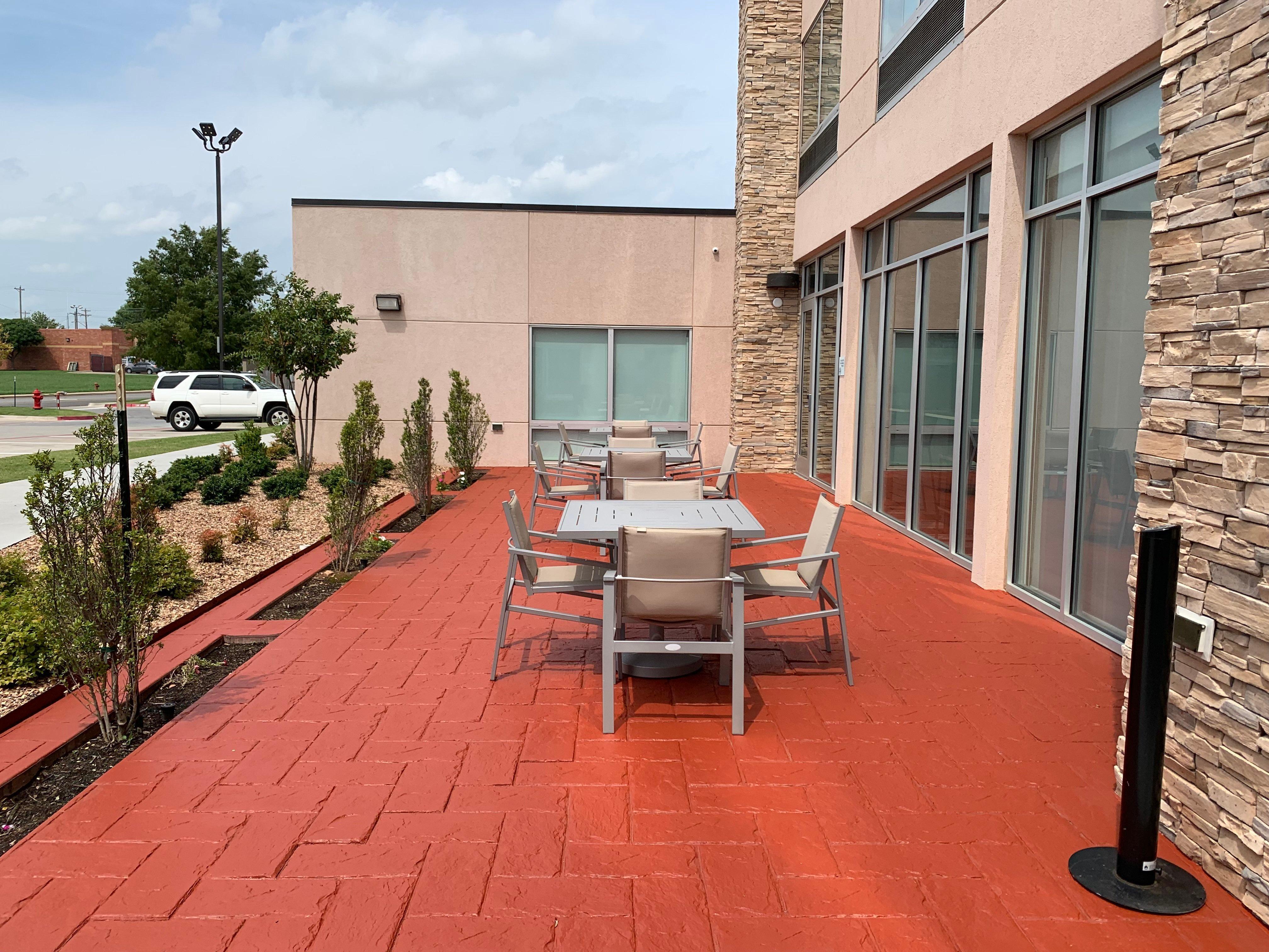 Holiday Inn Express & Suites Moore By Ihg Екстериор снимка