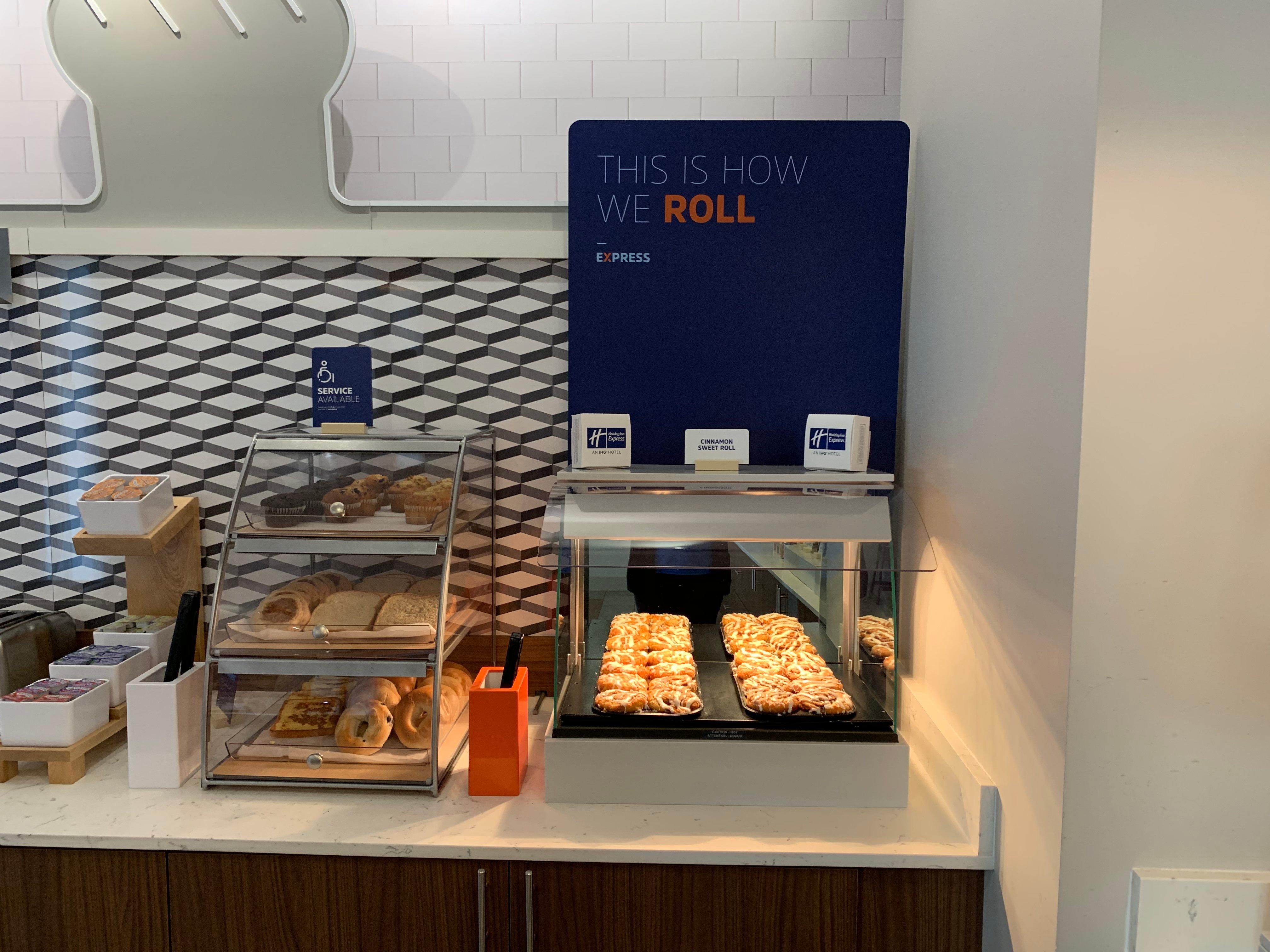 Holiday Inn Express & Suites Moore By Ihg Екстериор снимка
