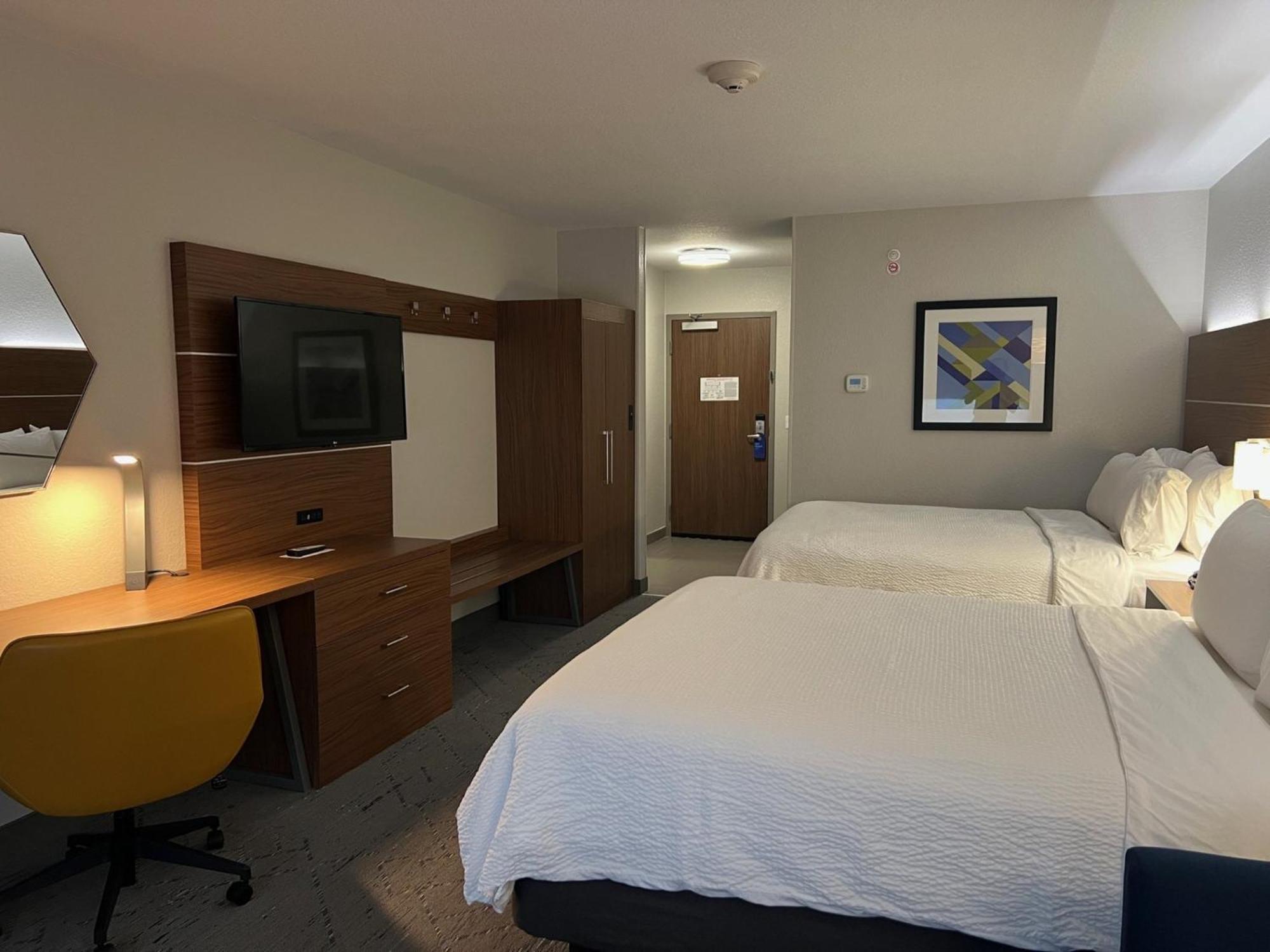 Holiday Inn Express & Suites Moore By Ihg Екстериор снимка