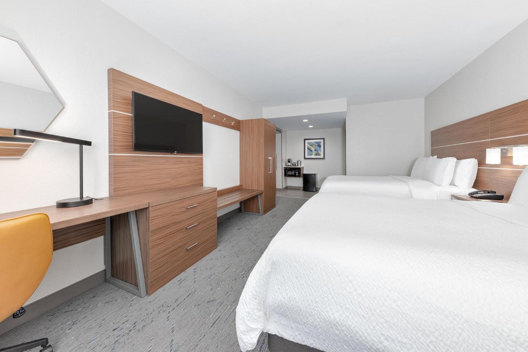 Holiday Inn Express & Suites Moore By Ihg Екстериор снимка