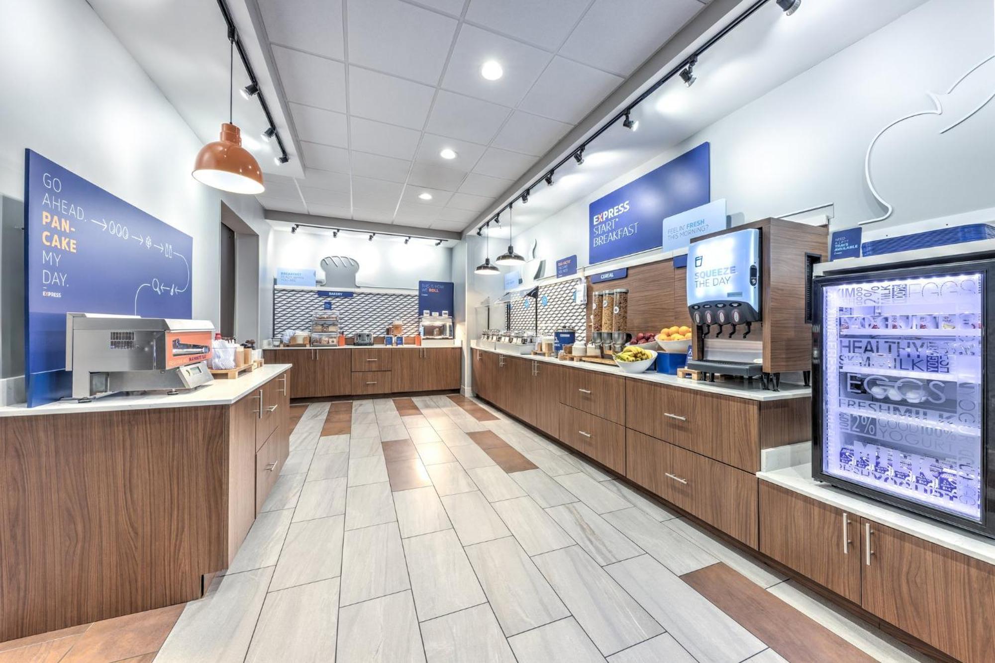 Holiday Inn Express & Suites Moore By Ihg Екстериор снимка